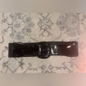 Ralph Lauren Women’s Small Faux Patent Leather Black Wide Belt. 80’s/90’s.